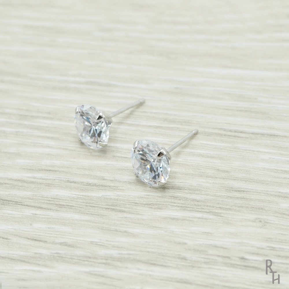 Cubic Zirconia Diamond Stud Earrings | 925 Silver